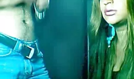 Piękna chuda darmowe filmy erotyczne polki krowa jako profesjonalny producent Jones piękna