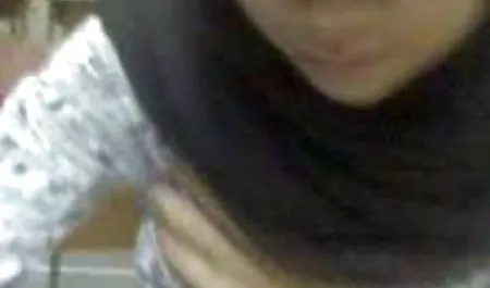 Brunetka dobry sex za darmo taniec nu