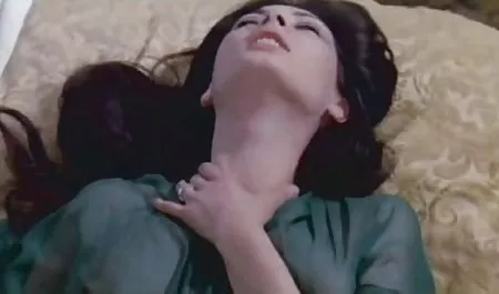 Po darmowe filmy erotyczne masturbacja śniadaniu