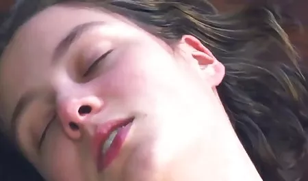 Dziewczyna zaginionych sex darmo polki pokoleń