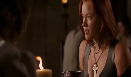 Alexis wziął do domu. Płacić sex darmowe filmy będą 2 duże Koguty!